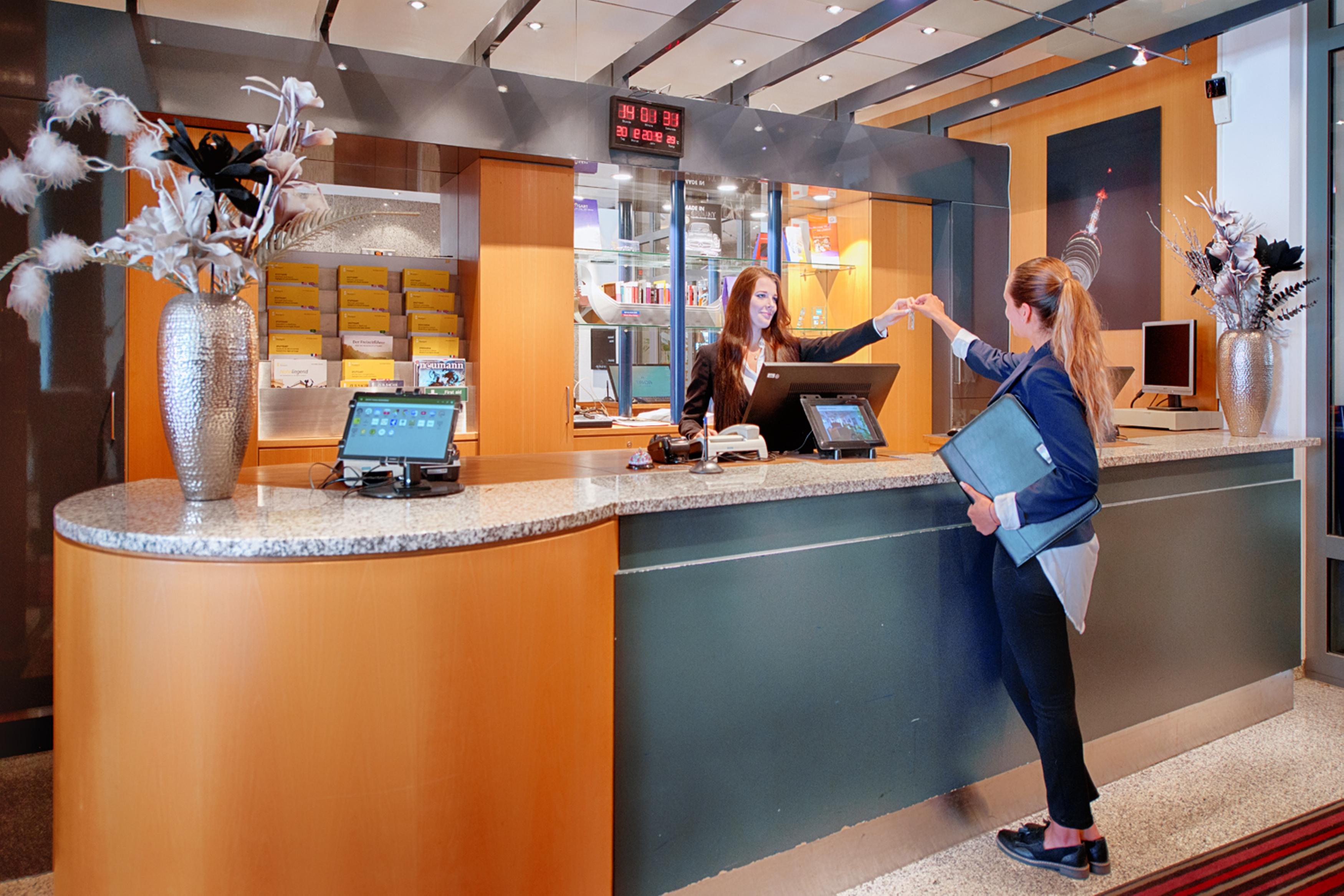 Achat Airport Messe Stuttgart