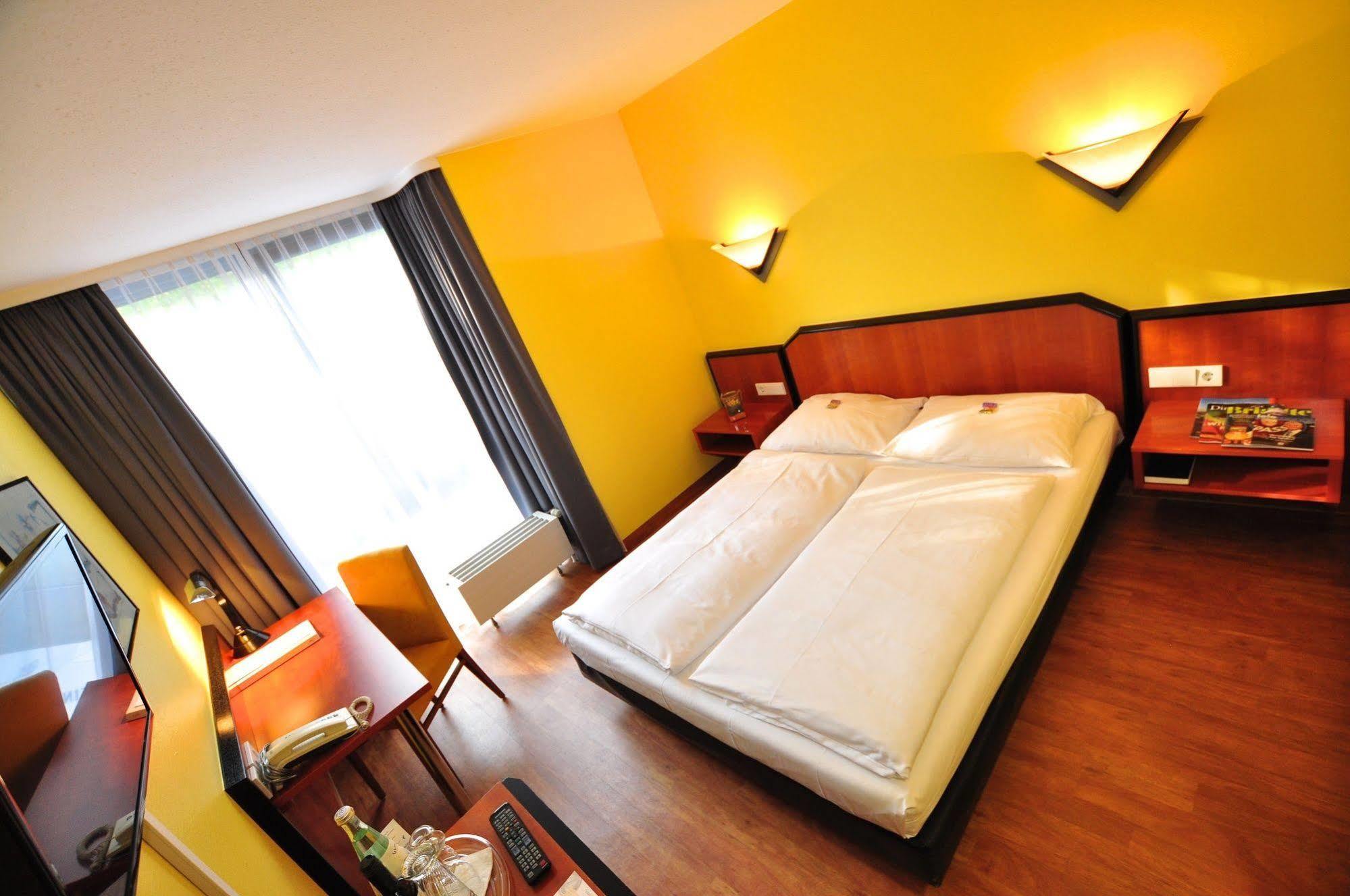 Achat Airport Messe Stuttgart